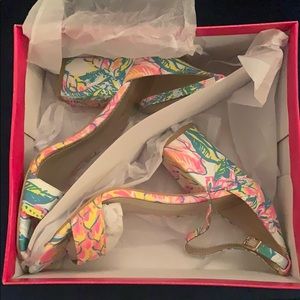 Lilly Pulitzer Women’s Sandal Multi Colored Sz 7M
